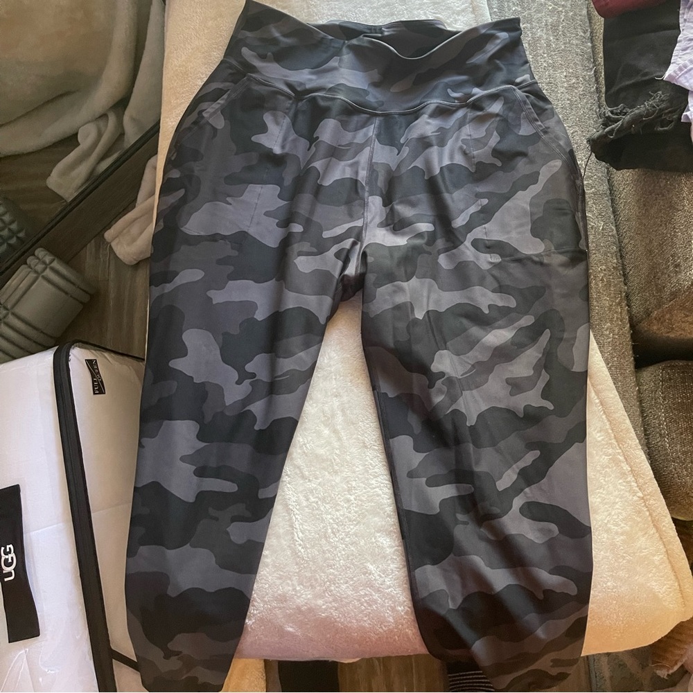 Old Navy Active jogger